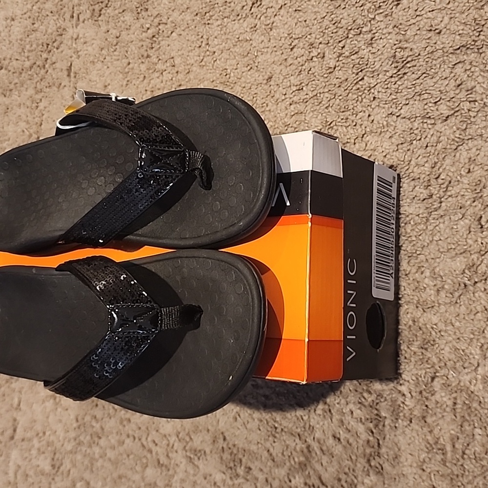 Black Vionic orthaheel size 8